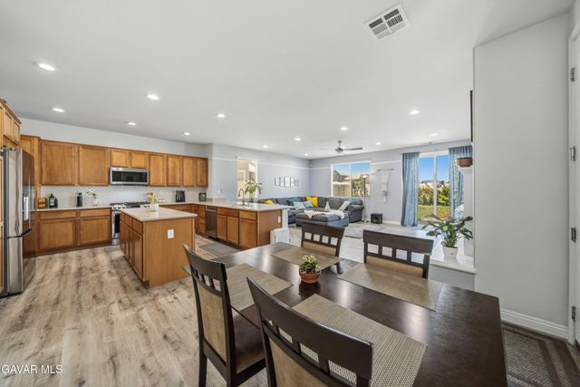 38031 Clermont Avenue, Palmdale, CA 93552