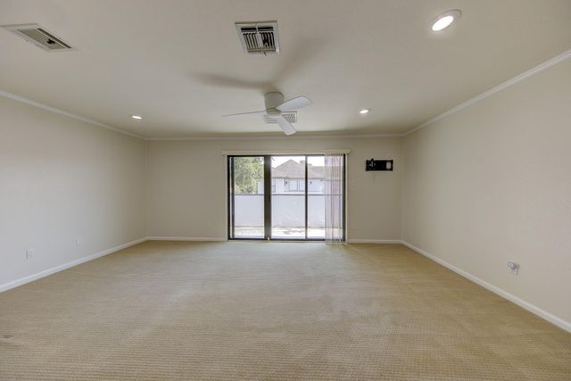 1914 Augusta Drive 25, Houston, TX 77057