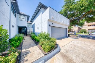 1914 Augusta Drive 25, Houston, TX 77057