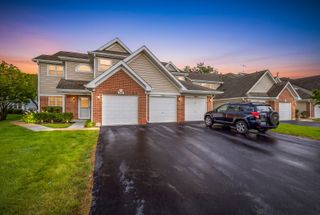 349 Sheffield Drive 349, Schaumburg, IL 60194