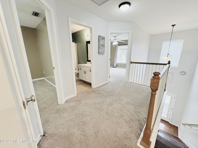 5950 ROUND TABLE Road, Jacksonville, FL 32254