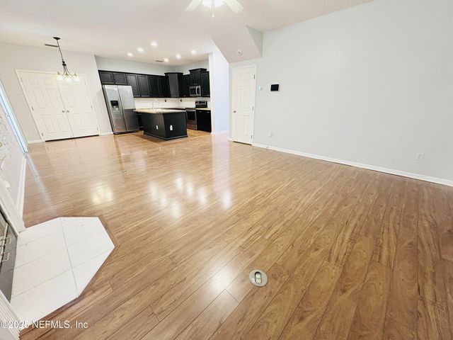 5950 ROUND TABLE Road, Jacksonville, FL 32254