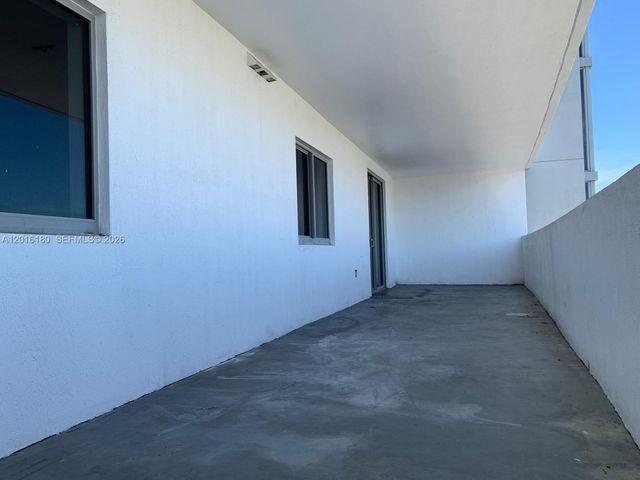 36 NW 6th Ave 1108, Miami, FL 33128