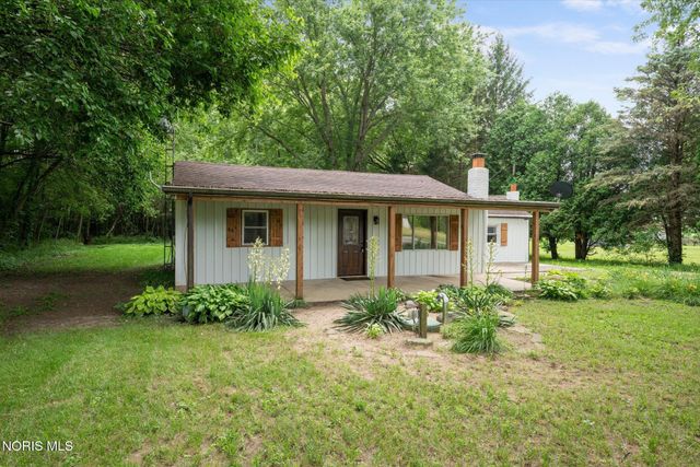 4203 County Road U4, Liberty Center, OH 43532