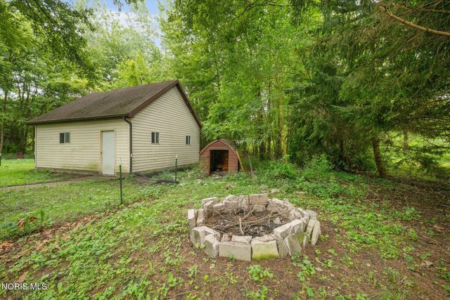 4203 County Road U4, Liberty Center, OH 43532