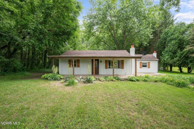 4203 County Road U4, Liberty Center, OH 43532
