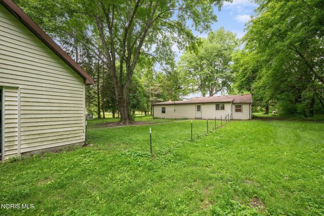 4203 County Road U4, Liberty Center, OH 43532