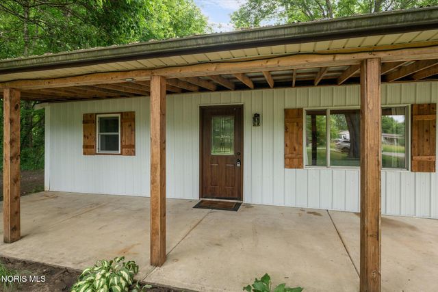 4203 County Road U4, Liberty Center, OH 43532