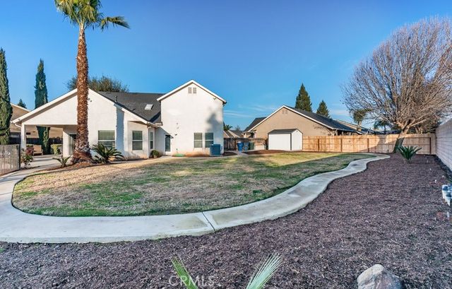 2757 E Jon, Fresno, CA 93720