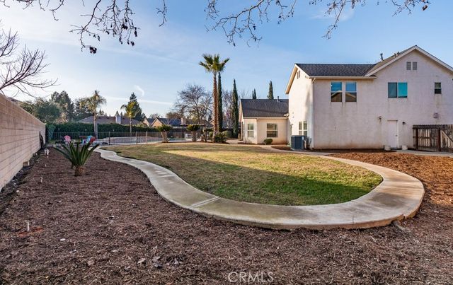 2757 E Jon, Fresno, CA 93720