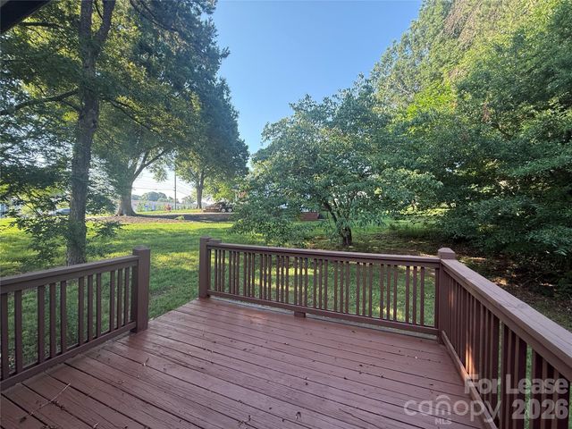 103 Kam Drive, Mooresville, NC 28115