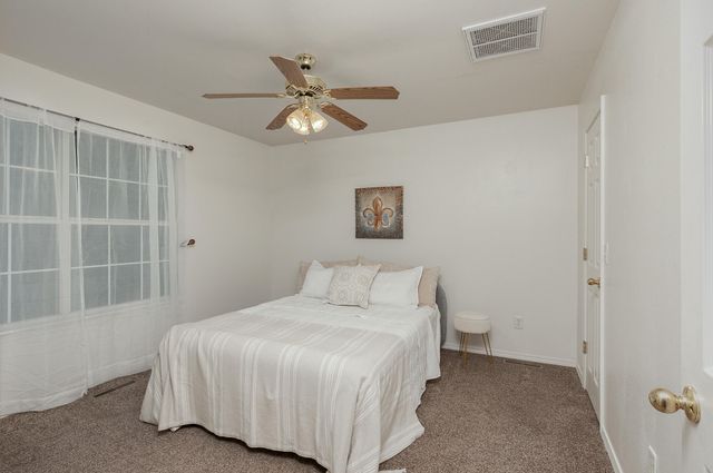 1113 N Clifton Avenue, Springfield, MO 65802