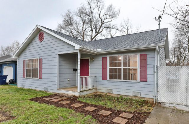 1113 N Clifton Avenue, Springfield, MO 65802