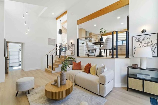 10116 Vista Valle Court, San Jose, CA 95127