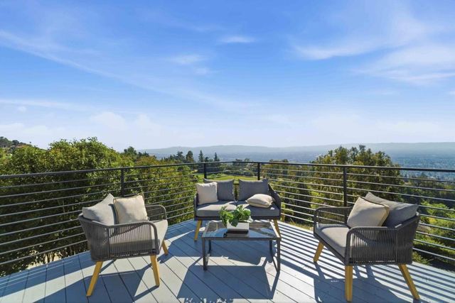 10116 Vista Valle Court, San Jose, CA 95127