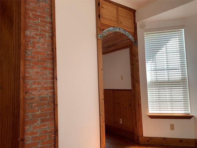 919 Avenue L, Galveston, TX 77550