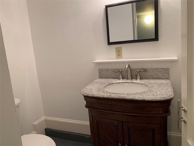 919 Avenue L, Galveston, TX 77550