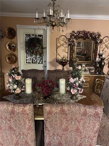 706 E Hill Ave, Alice, TX 78332