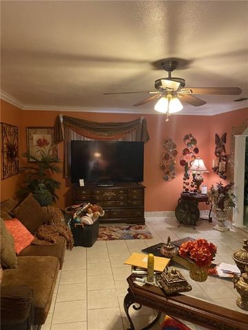 706 E Hill Ave, Alice, TX 78332