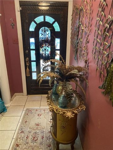 706 E Hill Ave, Alice, TX 78332