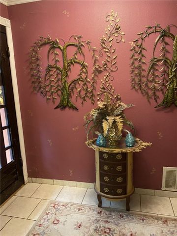 706 E Hill Ave, Alice, TX 78332