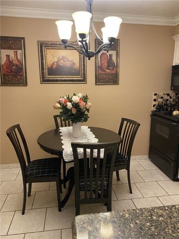 706 E Hill Ave, Alice, TX 78332