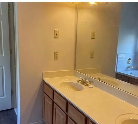 208 Cambridge Pl, Antioch, TN 37013