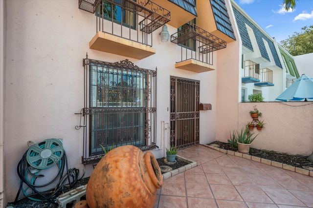 13509 NE 21st Ct 13509, North Miami, FL 33181