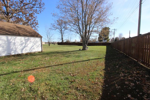 114 E Kanel Avenue, Seymour, MO 65746