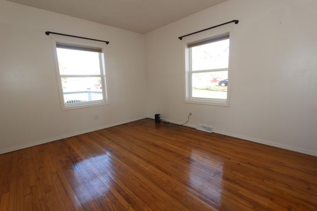 114 E Kanel Avenue, Seymour, MO 65746