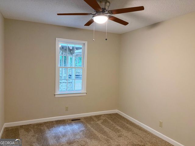 148 Greenbriar Drive, Gray, GA 31032