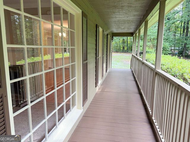148 Greenbriar Drive, Gray, GA 31032