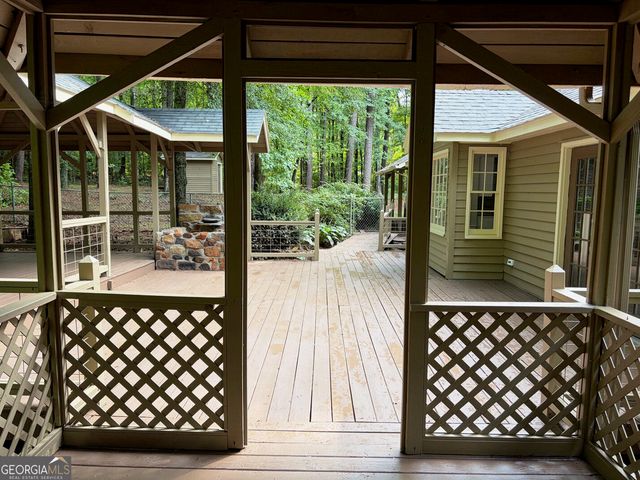 148 Greenbriar Drive, Gray, GA 31032
