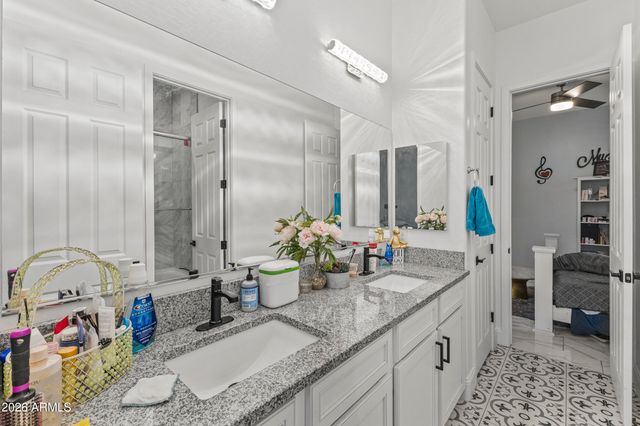 21131 E CATTLE Drive, Queen Creek, AZ 85142