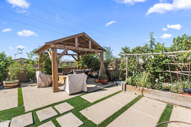 21131 E CATTLE Drive, Queen Creek, AZ 85142