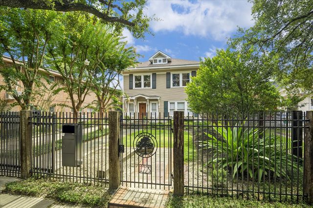 1225 Heights Boulevard, Houston, TX 77008