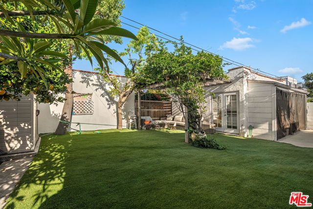 2826 Somerset Drive, Los Angeles, CA 90016