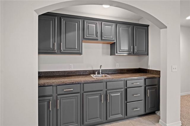 1514 NE Young Avenue, Bentonville, AR 72712