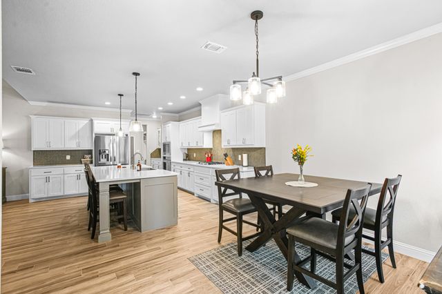 113 Oaks Springs Lane, Weatherford, TX 76087