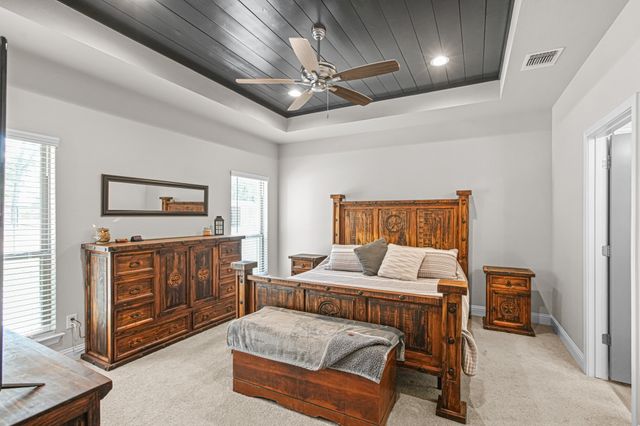 113 Oaks Springs Lane, Weatherford, TX 76087