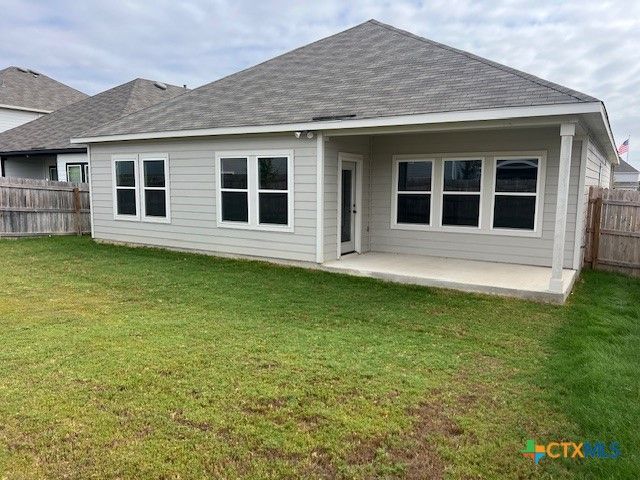 105 Beveridge Road, Seguin, TX 78155