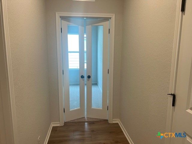 105 Beveridge Road, Seguin, TX 78155