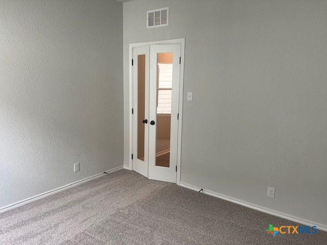 105 Beveridge Road, Seguin, TX 78155