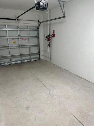 17173 SW 1st St, Pembroke Pines, FL 33027