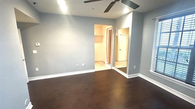 2720 NE 9th Ave, Wilton Manors, FL 33334