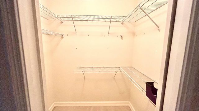 2720 NE 9th Ave, Wilton Manors, FL 33334