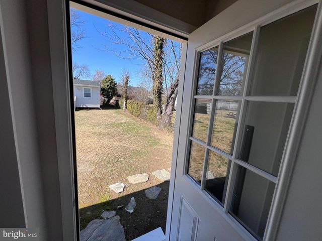 2615 BOONES LN, District Heights, MD 20747