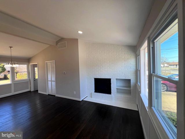 2615 BOONES LN, District Heights, MD 20747