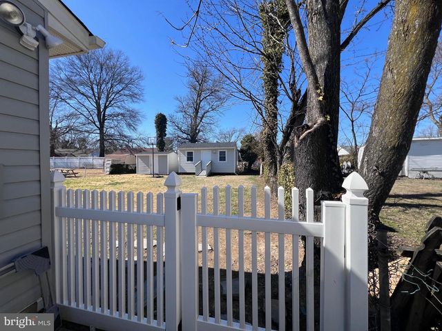 2615 BOONES LN, District Heights, MD 20747