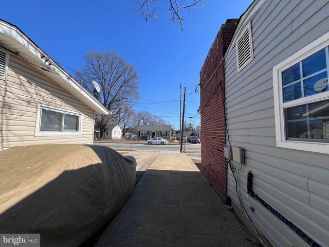 2615 BOONES LN, District Heights, MD 20747